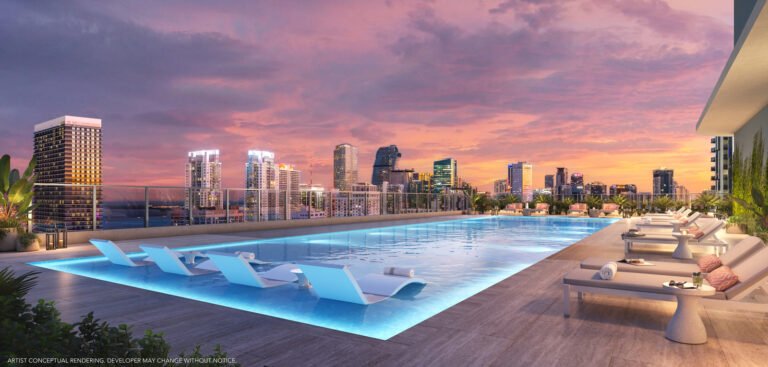 pool-en-la terraza-del-edificio